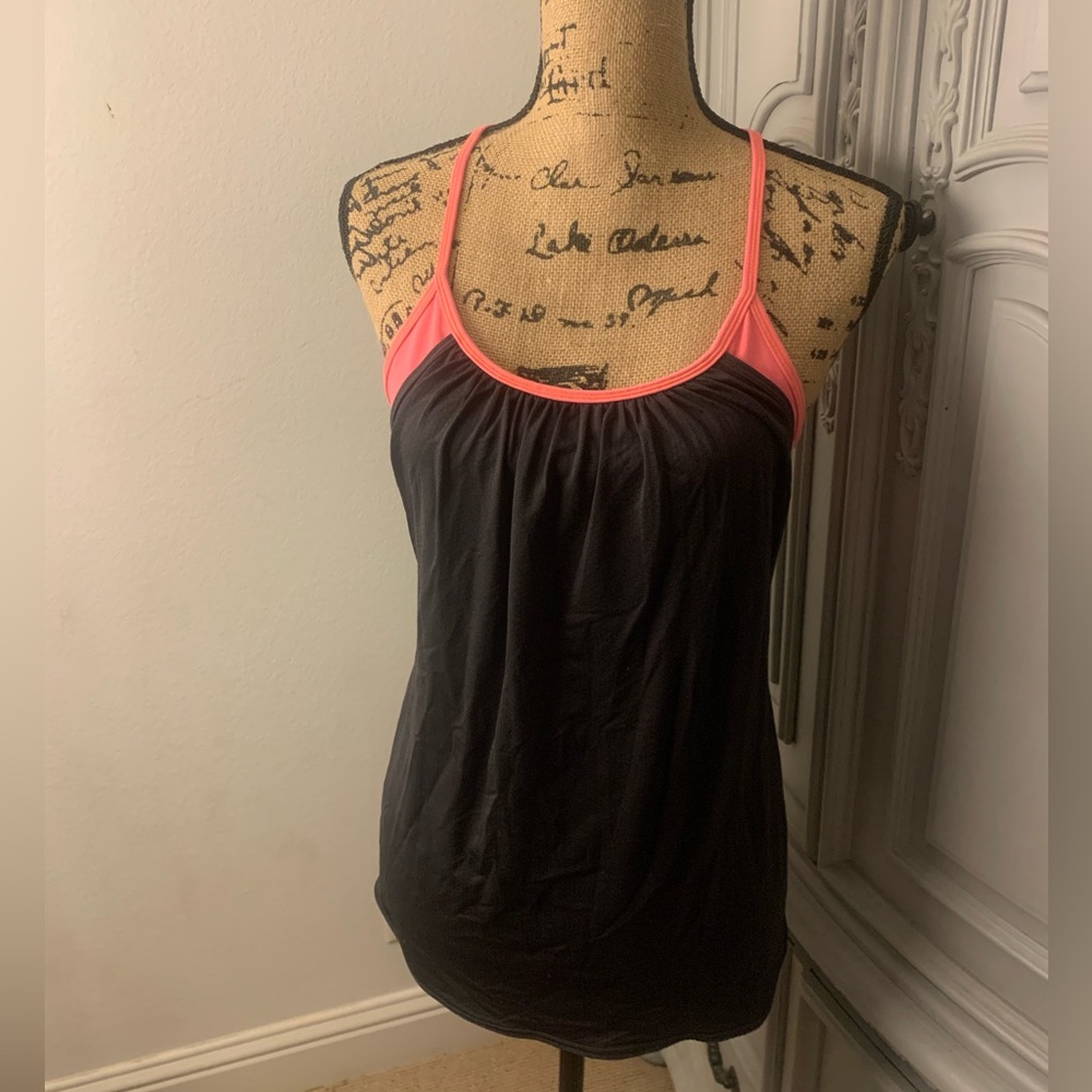 SALE!! EVERYTHING MUST GO!! Lululemon No Limits Tank Top!
